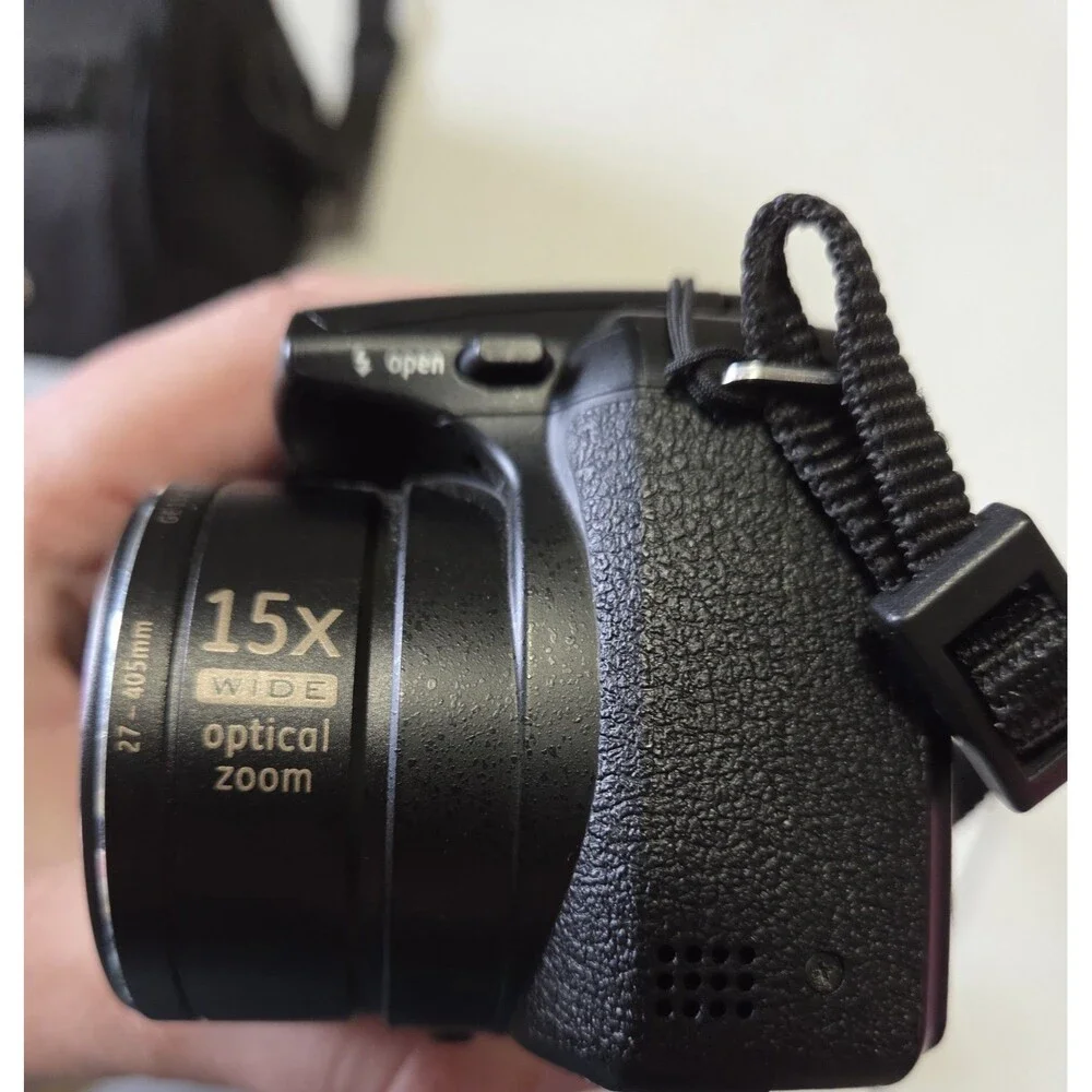 GE Power Pro X500 16.0MP Digital Camera Black - 15x Zoom + 8GB SD Card & Bag